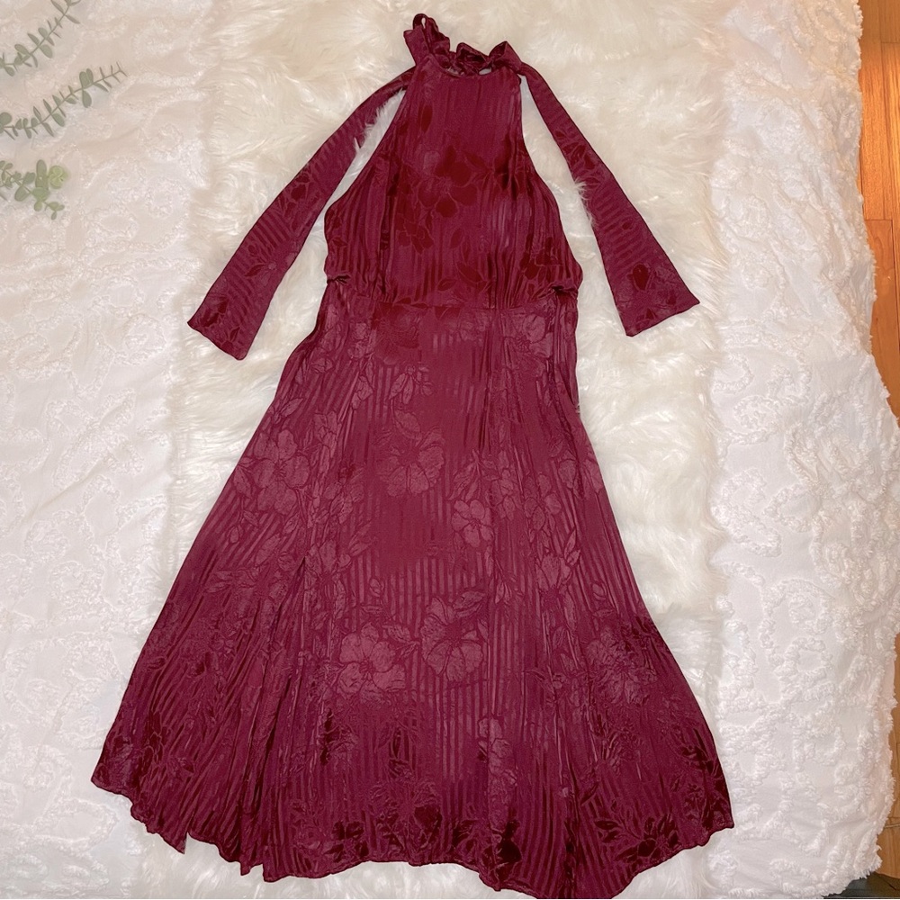 EUC F21 Red Halter Shiny Midi Slit Open-back Dress Size Small